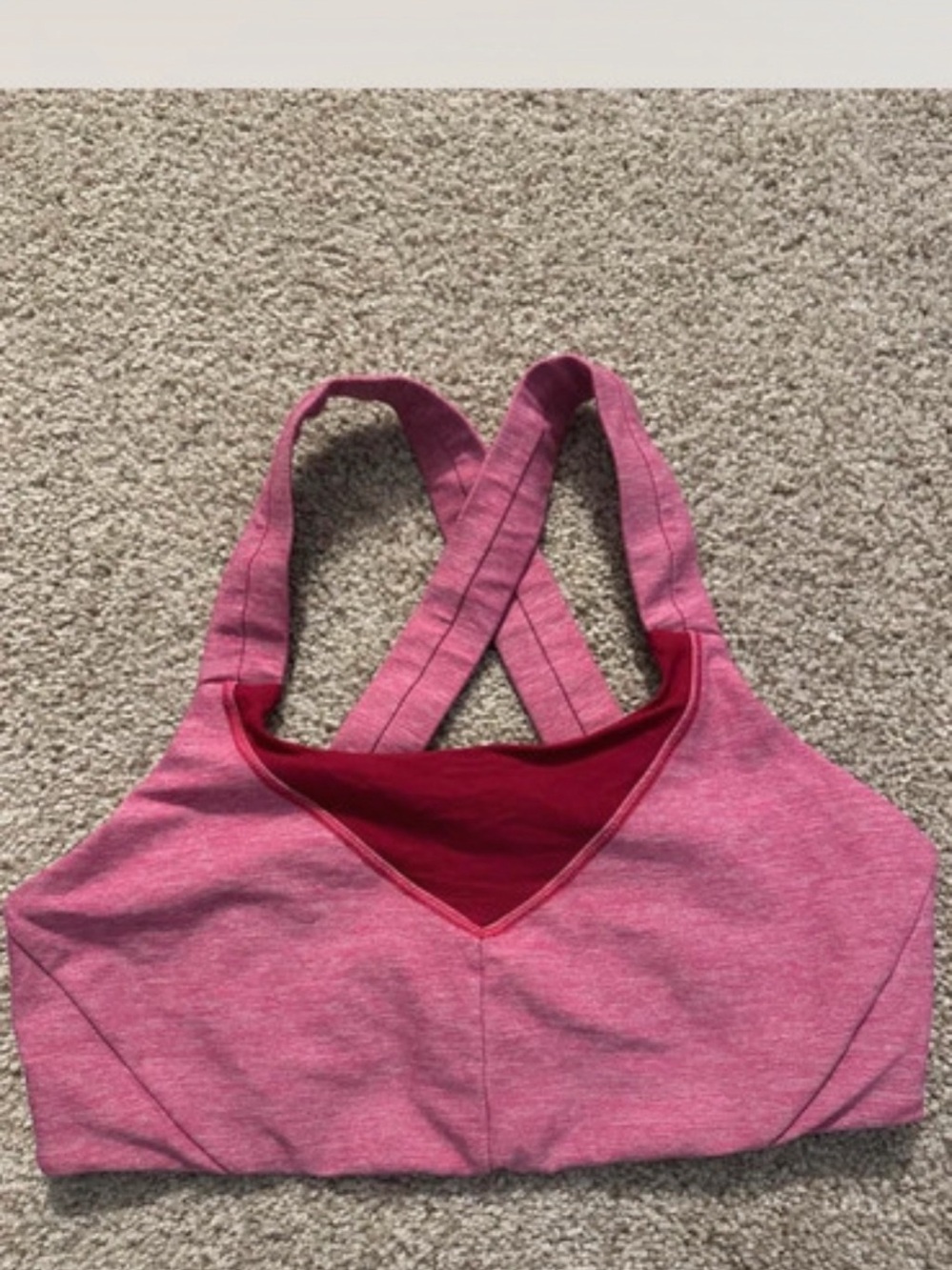 Lululemon Energy Sports Bra in Pink Size 6